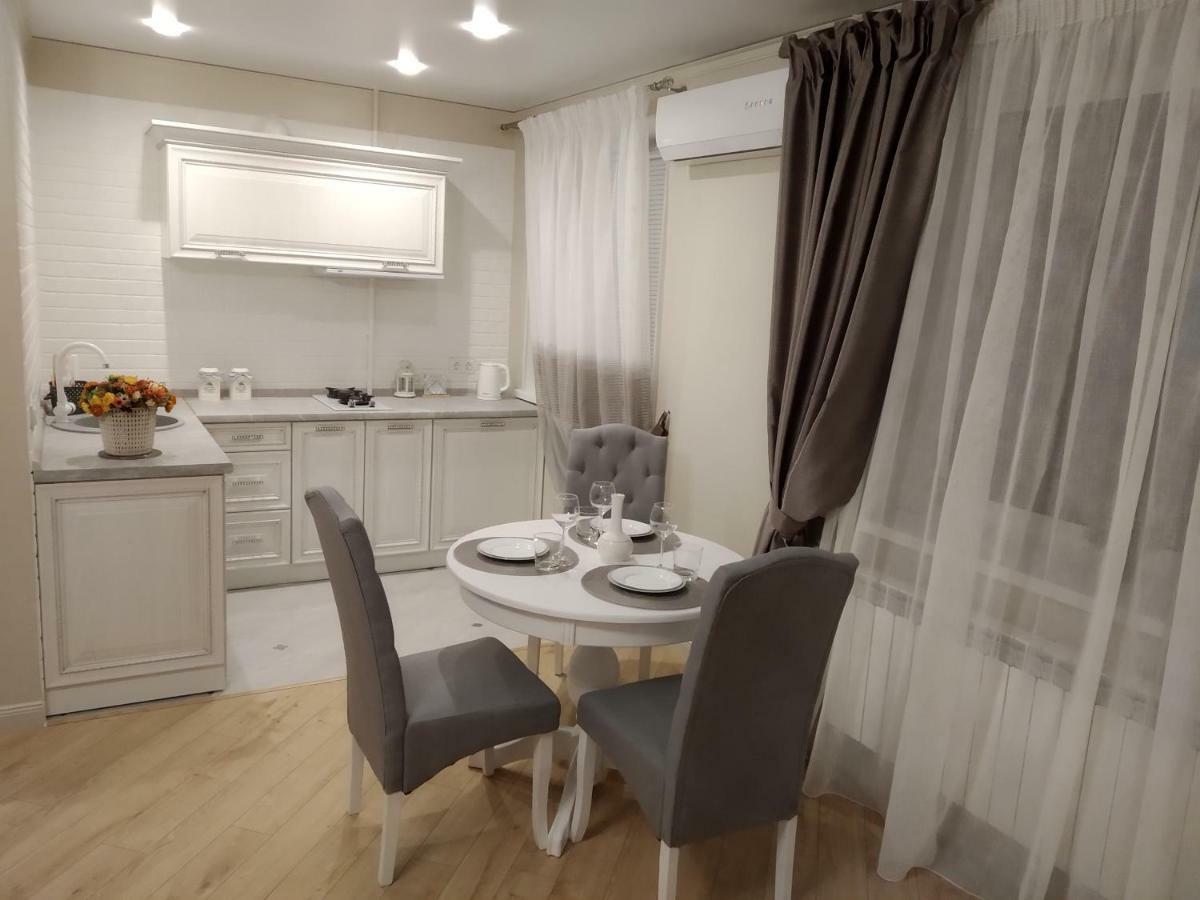 Appartement Vip Apartament Gomel Extérieur photo